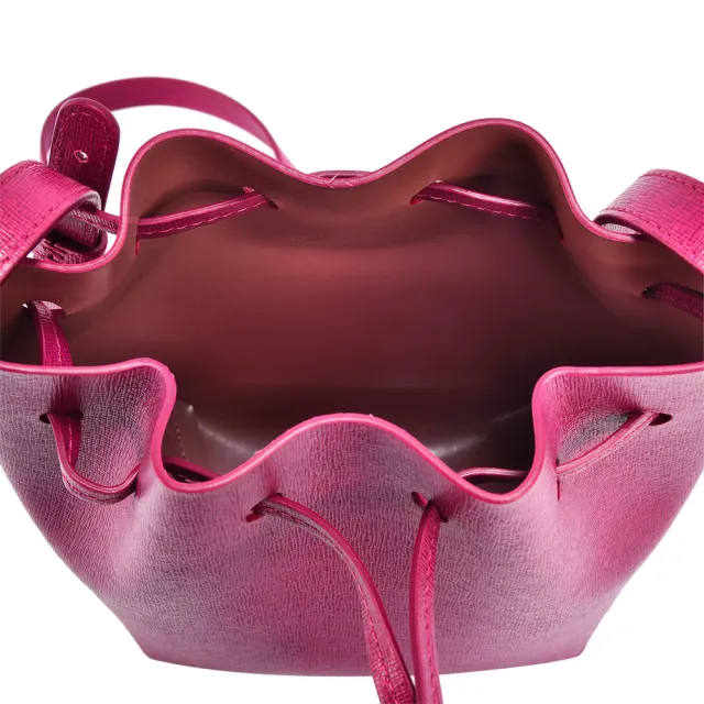 【MANSUR GAVRIEL】防刮皮革斜背MINI MINI水桶包(紅莓色)