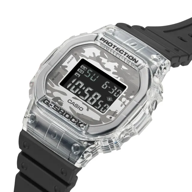 【CASIO 卡西歐】G-SHOCK方形迷彩錶盤電子錶(DW-5600SKC-1)