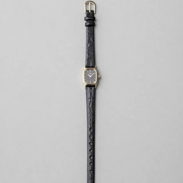 【ete】時尚典雅鱷魚皮八角腕錶(灰色 黑色 棕色)