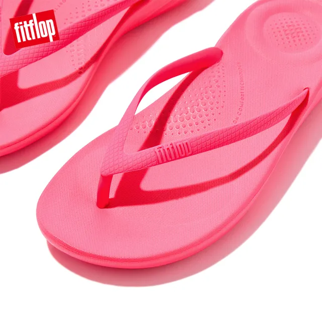 【FitFlop】IQUSHION ERGONOMIC FLIP-FLOPS輕量人體工學夾腳涼鞋-女(粉色)