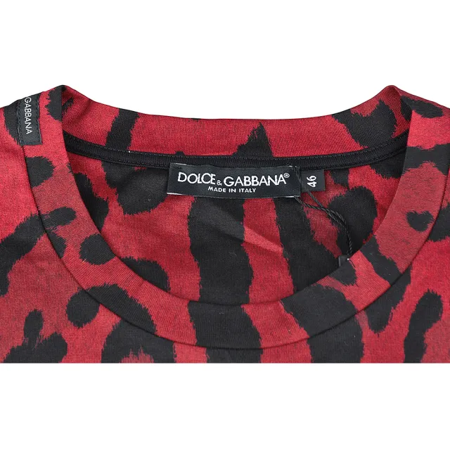 【DOLCE&GABBANA 杜嘉班納】D&G DOLCE&GABBANA HOT ANIMALIER黑字LOGO豹纹印花純棉短袖T恤(男款/紅x黑)