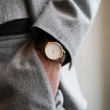 【agnes b.】marcello 系列手寫時標簡約腕錶 手錶 指針錶 禮物(VJ21-KCP0J/BH8066J1)