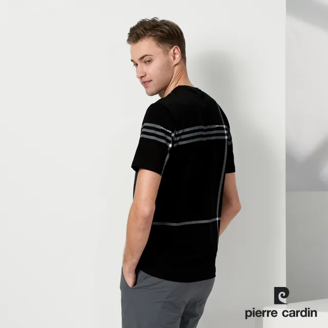 【pierre cardin 皮爾卡登】商務休閒 男款 大定位格子印花圓領短袖上衣-黑色(5237281-99)