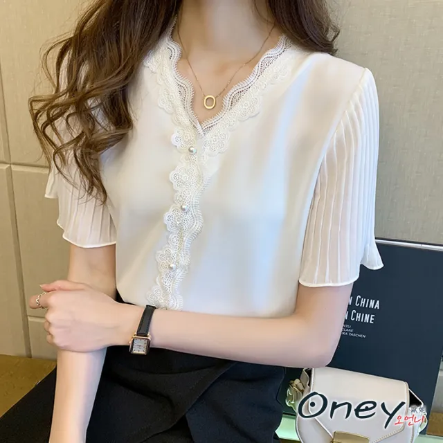 【ONEY 歐妮】★時尚氣質蕾絲拼接V領雪紡衫(春夏/短袖上衣/寬鬆修身/減齡穿搭)