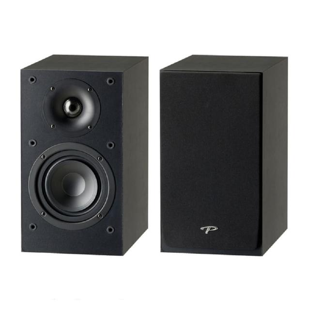 Paradigm Monitor SE Atom 是 Paradigm 品牌的經典書架型劇院喇叭，專為家庭劇院設計，適合用作左右聲道，提供清晰細膩的音質表現。尺寸僅 32cm × 18 × 27cm，重量 5.4kg，黑色系外觀簡約時尚，易於擺放於書架或音響櫃中。無 WiFi 或藍芽支援，配備 110V 電源供應及原廠配件，享有 1 年保固。無論是電影或音樂欣賞，這款其他國家產地的 BSMI 許可喇叭都是入門級劇院音響的絕佳選擇，提升您的居家娛樂體驗。