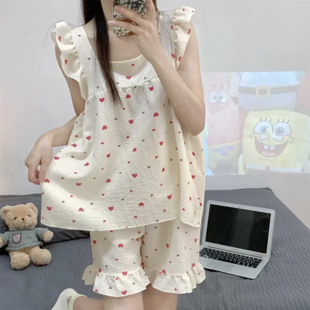 【HanVo】現貨 木耳邊可愛甜美睡衣套裝(日系性感涼感套裝居家服 女生衣著 A08-5946)