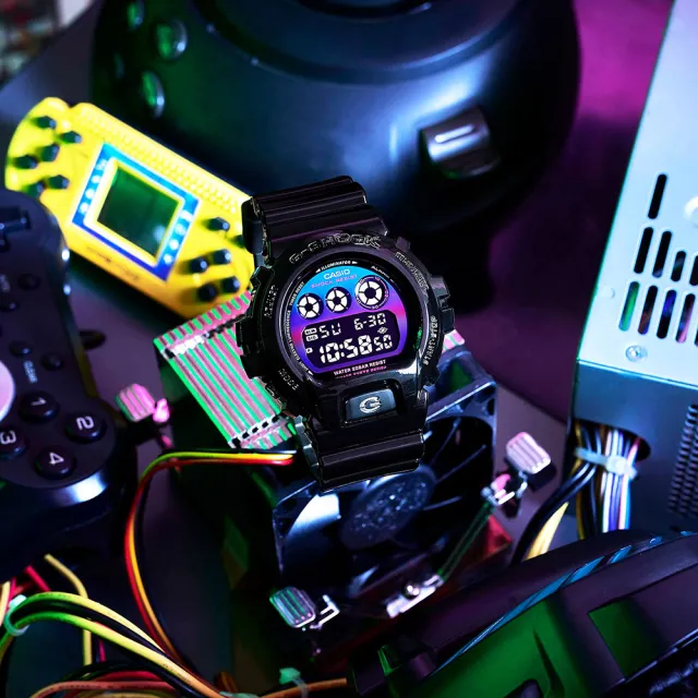 【CASIO 卡西歐】G-SHOCK AI 探索虛擬彩虹系列電子錶 送禮 禮物 推薦(DW-6900RGB-1)