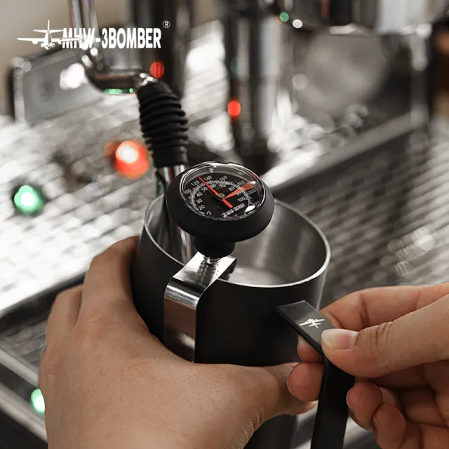 【MHW-3BOMBER】指針式溫度計(雕花/測溫二合一 吧台溫度計 打奶泡 手沖咖啡)