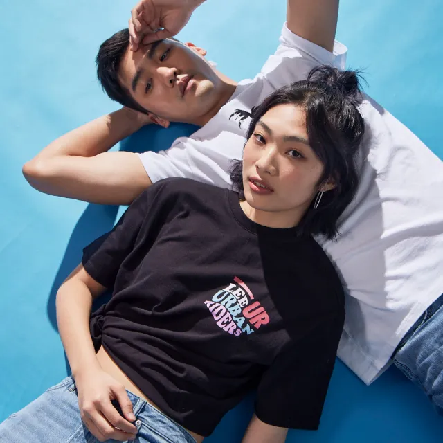 【Lee】出清品-女裝 短袖T恤 / 左胸藝術字體 共2色 季節性版型(LB302060848 / LB302060K11)
