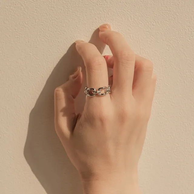【Queenshop】女裝 正韓 鏤空鎖鏈造型戒指 現+預 07060206