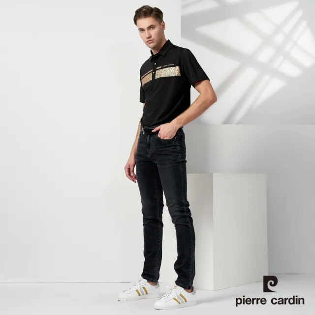 【pierre cardin 皮爾卡登】休閒服飾 男款 吸濕排汗胸前印花襯衫領短袖polo衫-黑色(5237204-99)