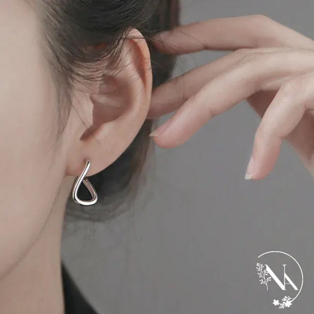 【NANA】娜娜 高級感個性扭曲耳環 NA061302(耳環)