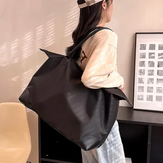 【Abigail】韓系大容量側肩包手提包托特包購物包防潑水包旅行包6911(黑色)