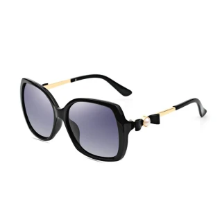 【MEGASOL】寶麗萊UV400品牌設計師款防眩偏光太陽眼鏡(蝶翼珍珠系列秒殺2套組-MS1618-2)