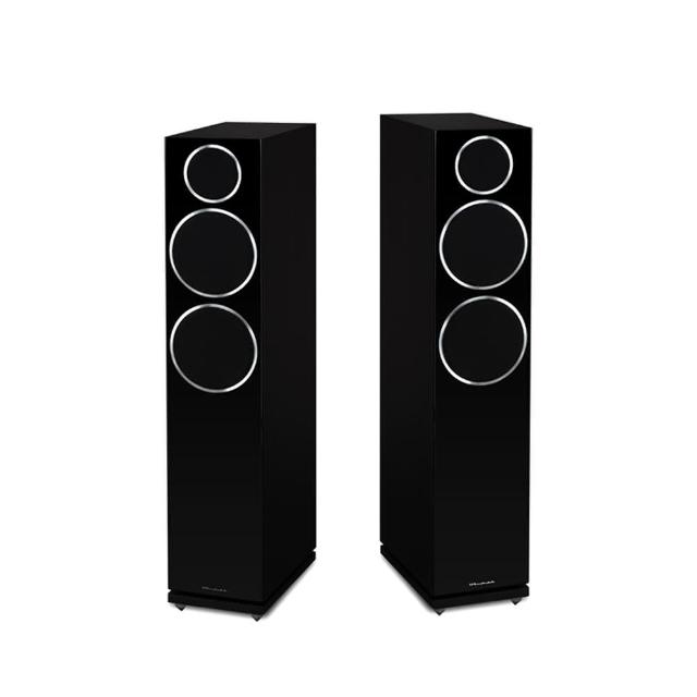 Wharfedale Diamond 230 是一款高品質的音響喇叭，提供出色的音質表現與穩定的聲音傳輸。適用於家庭娛樂、音樂欣賞等多種場景，具備良好的音效與耐用性，並附有1年保固，品質有保障。