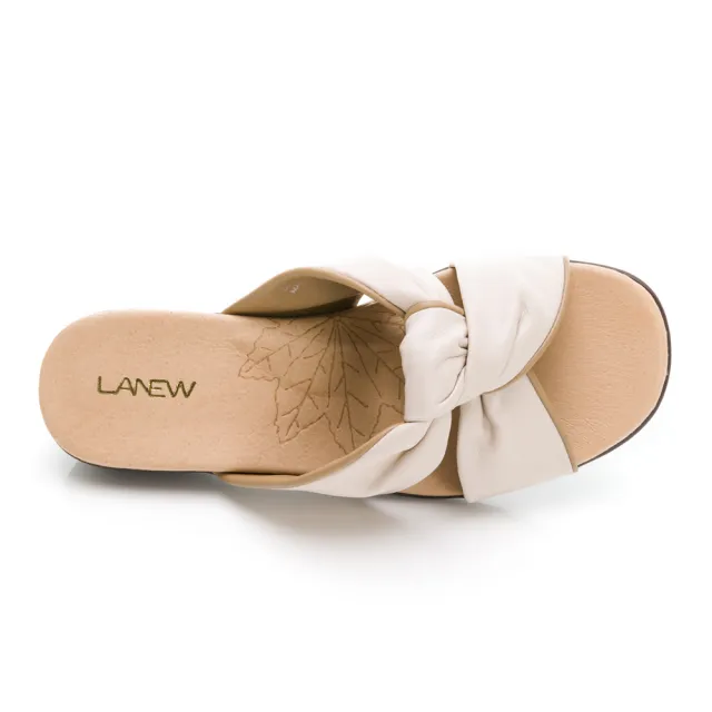 【LA NEW】SO Lite 彈力減壓 高曲折 輕量 羊皮 拖鞋(女46290837)
