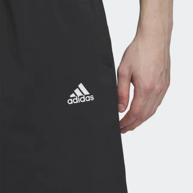 【adidas 官方旗艦】運動短褲 男(IA8179)