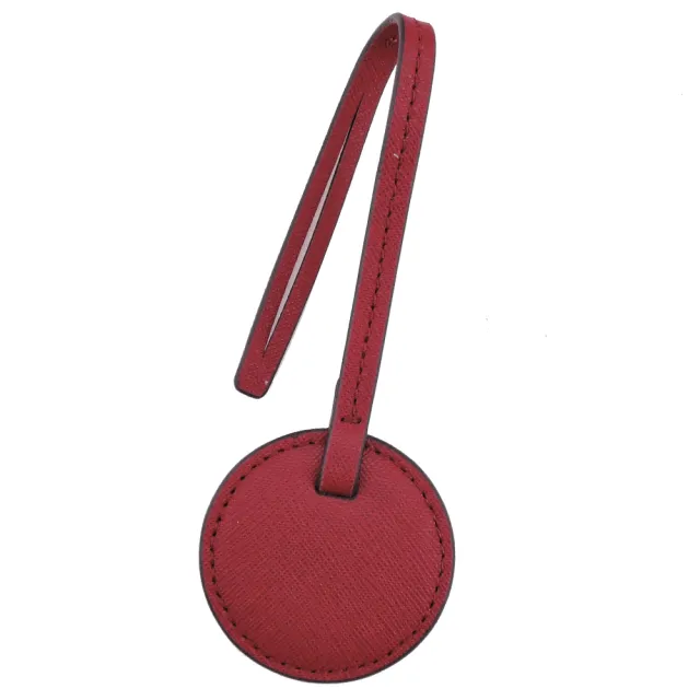 【MICHAEL KORS】LOGO刻字圓型防刮皮革吊飾(椒紅)