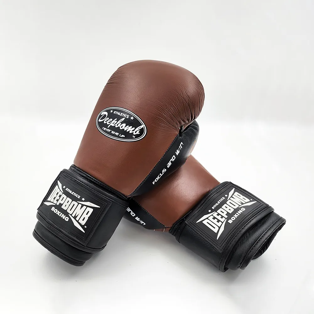 DEEPBOMB】勝利系列拳套-咖啡色12oz 14oz(拳套泰拳拳擊手套咖啡色勝利系列12oz 14oz) - momo購物網-  好評推薦-2026年1月