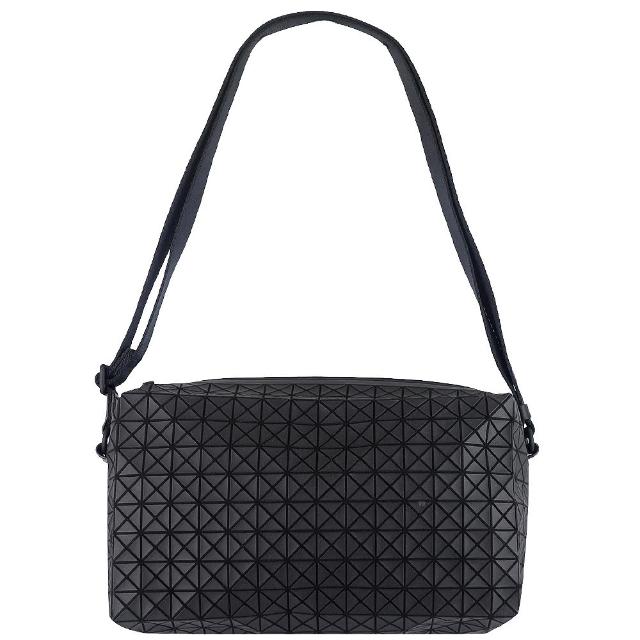 【ISSEY MIYAKE 三宅一生】BAOBAO 壓紋三角方格兩用肩背/斜背包(黑色)