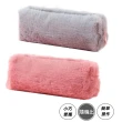 【Ainmax 艾買氏】頂級配件 絨絨筆袋少女心化妝包 1入(送日常家居美妝分裝噴瓶)