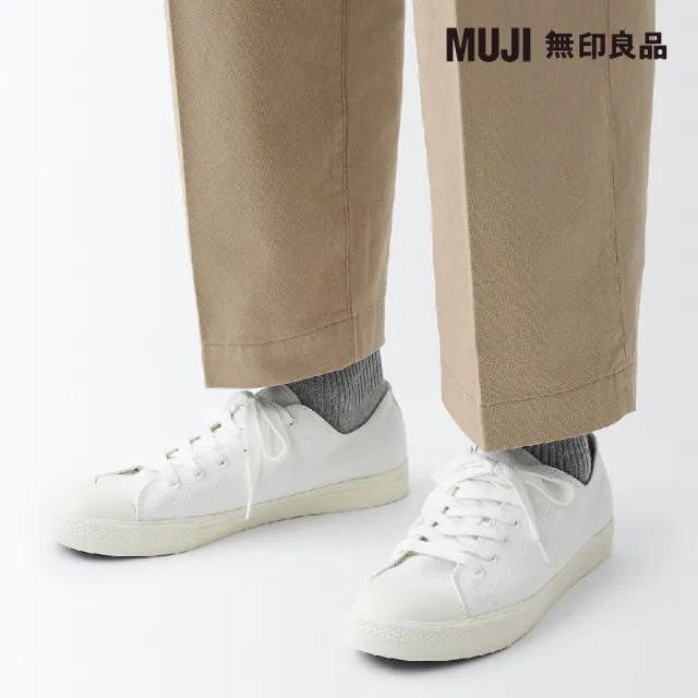 【MUJI 無印良品】撥水加工舒適休閒鞋(柔白)