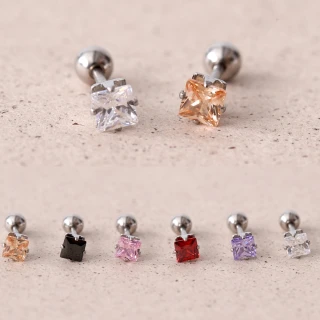 【玖飾時尚】雙頭方形4MM水鑽鋼針耳環(耳環)