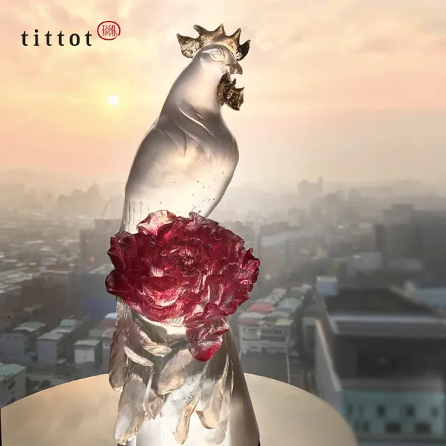 【tittot 琉園】燦爛風華_擺飾_雞(送禮/琉璃/禮物/玻璃/水晶/藝術品/擺飾/禮贈/企業/)