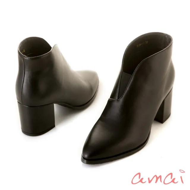 【amai】簡約V口彈性尖頭低跟短靴 踝靴 短筒靴 粗跟 時尚 英倫風 大尺碼 GW18-111BK(黑色)