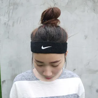 【NIKE 耐吉】頭帶 Swoosh HeadBand 男女款 髮帶 運動 吸汗 毛巾布 百搭 黑 白(NNN0701-0OS)