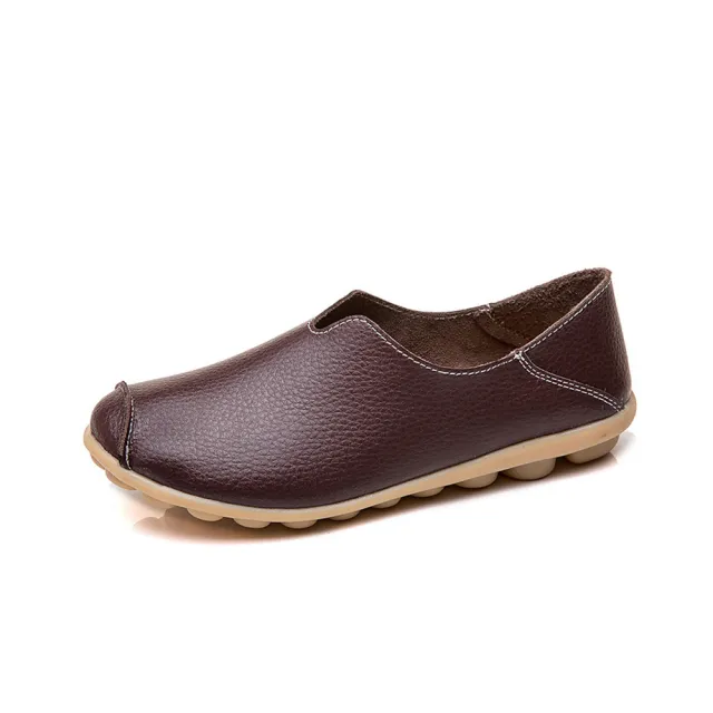 【LOVE FOOT 樂芙】真皮兩穿法V口懶人套腳休閒軟底豆豆鞋(5色任選)