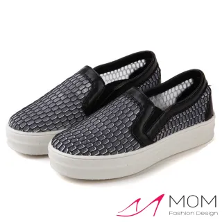 【MOM】透氣網紗厚底增高休閒懶人鞋(黑)