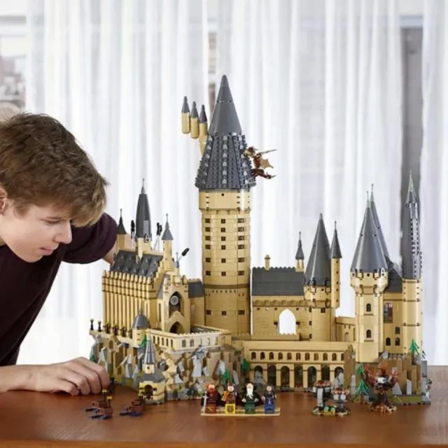 【LEGO 樂高】哈利波特系列 71043 Hogwarts Castle(積木 哈利波特 禮物 居家擺設)