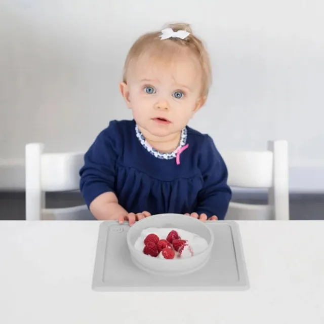 【美國ezpz】mini bowl迷你餐碗+餐墊：星塵灰(FDA認證矽膠、防掀倒寶寶餐具)