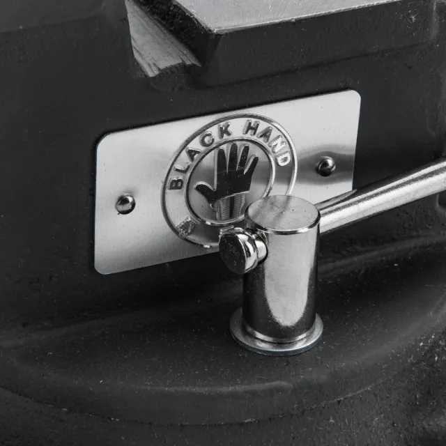 【特力屋】黑手牌 鑄鋼橫萬力桌上型虎鉗 4 旋轉式底座 十年保固