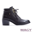 【MAGY】紐約時尚步調 復古造型綁帶真皮粗跟短靴(黑色)