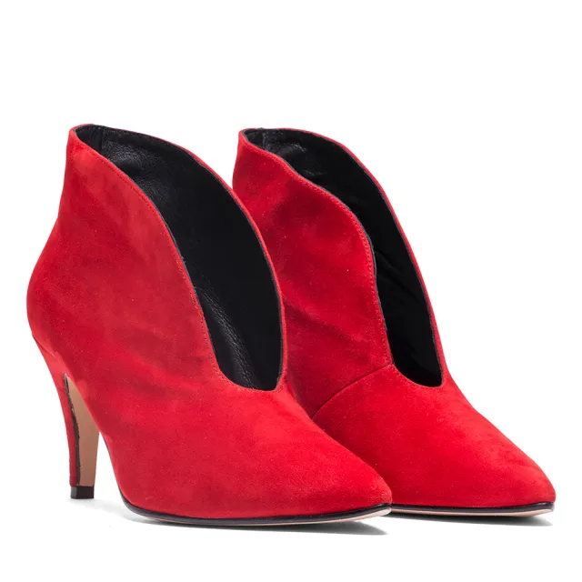 【MISWEAR】女-靴子-麂皮V型細跟踝靴-紅色