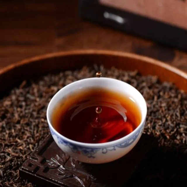 【御上品】2010年中茶牌油紙熟茶磚250gX1片(中國雲南勐海茶/熟茶磚)