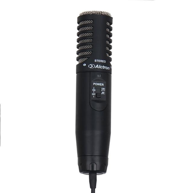 ALCTRON S507 手持式電容麥克風，專為戶外與行動K歌設計，有線連線穩定傳輸，黑色系時尚外觀，中國原廠製造。配件包含相機專用支架與桌面支架各一，方便多場景使用。保固6個月，提供清晰音質與可靠效能，完美適合戶外演唱或行動錄音需求。