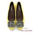 【CUMAR】復古小方頭皮帶釦裝飾粗跟高跟鞋(黃漆色)