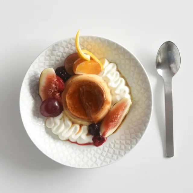 【日本 Natural69】波佐見燒 ZUPA White系列 甜點盤 陶瓷盤 菜盤 圓盤 深盤 15cm 綿羊(日本製)