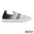 【A.S.O 阿瘦集團】BESO時尚休閒 野遊趣輕量漸層燙鑽飛織布休閒鞋(黑)
