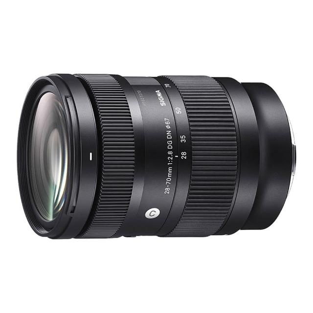 Sigma 24mm F3.5 DG DN 鏡頭,輕量設計僅225g,提供總代理三年保固服務。購買需回函保證書,詳細辦法請參閱保證書。總代理服務專線:TEL 04-24727278。 SIGMA適馬 24mm F/3.5 DG DN