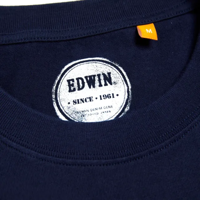 【EDWIN】男裝 PLUS+ 印花章短袖T恤(丈青色)