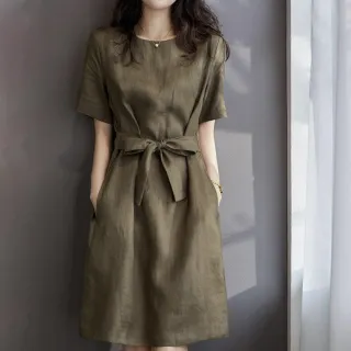 【艾美時尚】中大尺碼女裝 洋裝 質感純色棉麻感綁帶連身裙。S-3XL(橄欖綠.現+預)