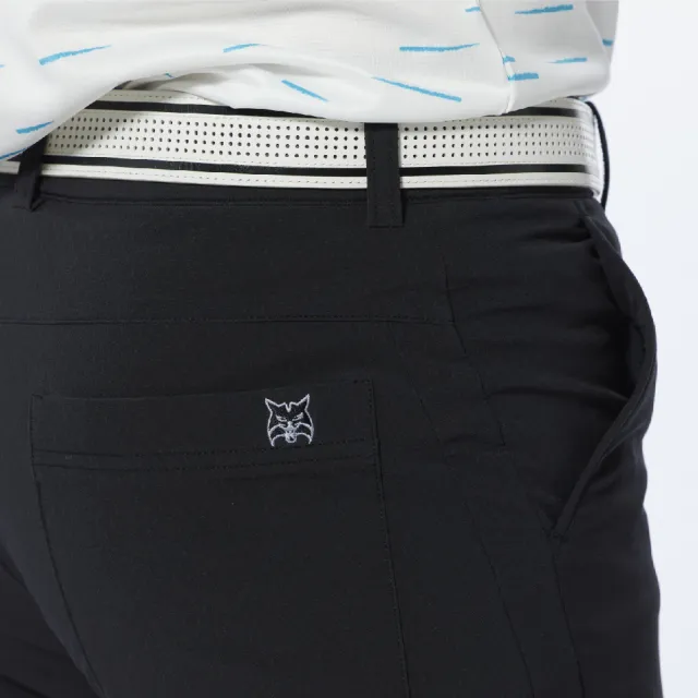【Lynx Golf】男款潑水功能膝蓋剪接彩色LOGO繡花平口窄管休閒長褲(黑色)