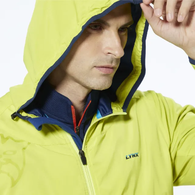 【Lynx Golf】男款保暖防風內刷毛右肩經典大山貓印花長袖連帽外套(黃色)