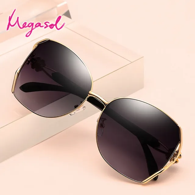 【MEGASOL】UV400防眩偏光太陽眼鏡女仕大框矩方框墨鏡2件組(魅力簍空金屬鑲鑽幸運四葉草框GY-6108-多色選)