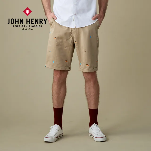 【JOHN HENRY】camping小圖刺繡趣味短褲-卡其