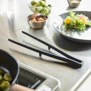 【YAMAZAKI】tower矽膠料理夾-黑(料理用具/烹調用具/矽膠料理用具)